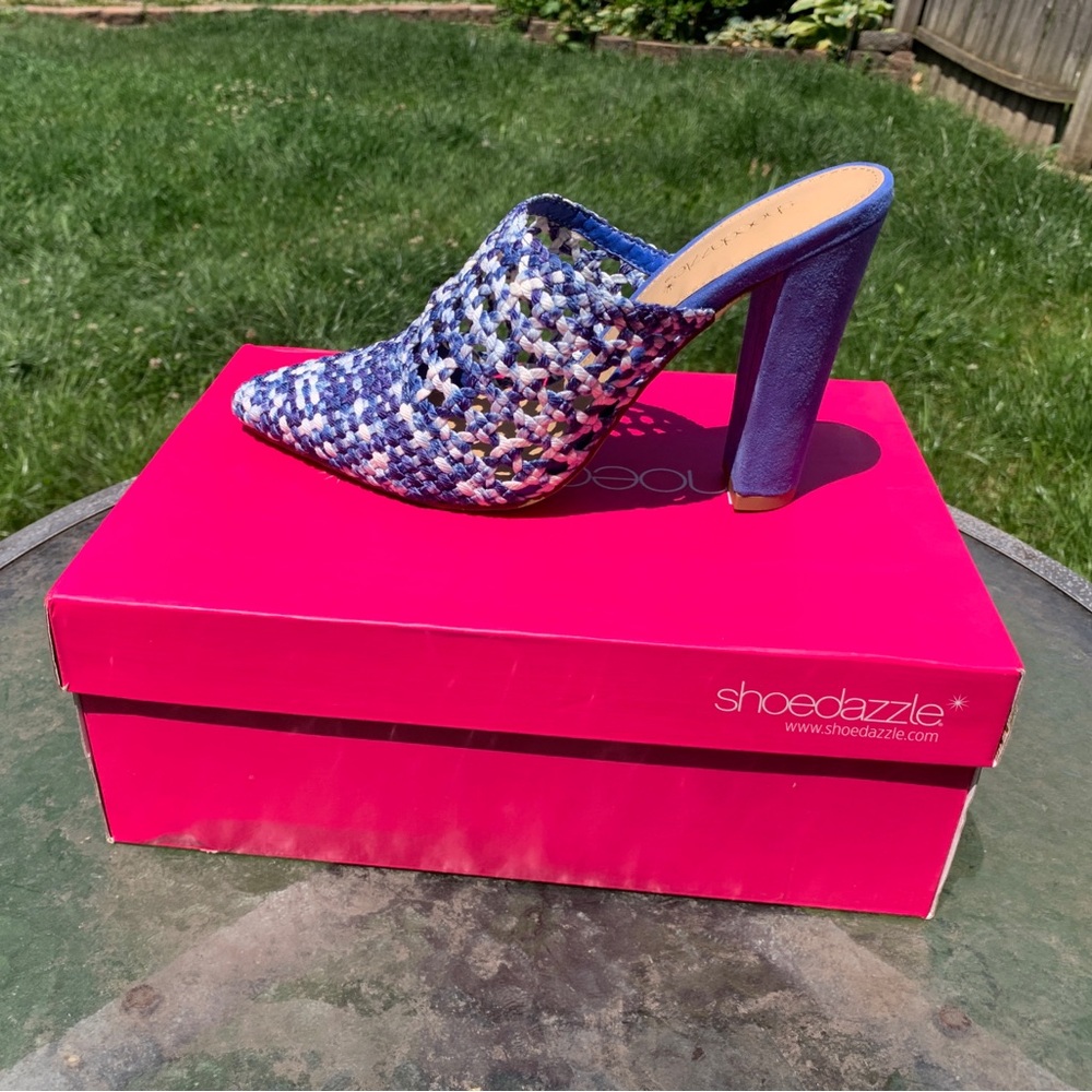 (NEVER WORN) Shoe Dazzle Blue Multicolor Woven Pointed Toe High Heel Mule
